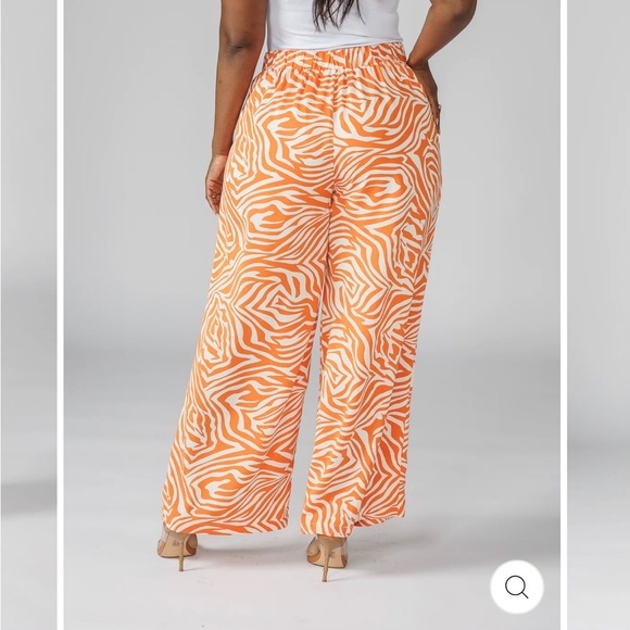 Zebra Print Palazzo Pants - Picture 4 of 5